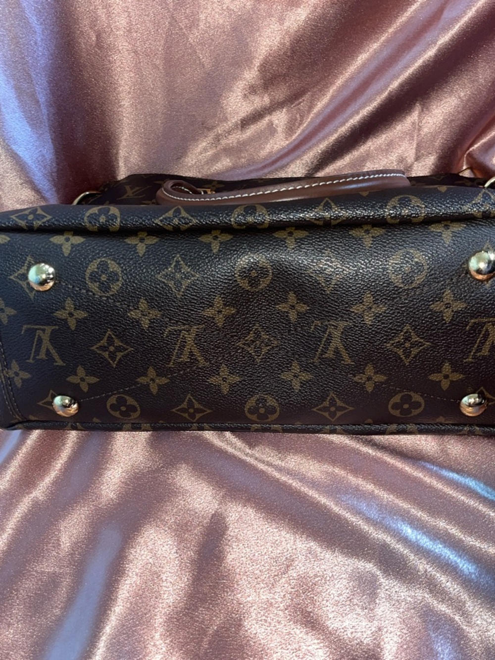Louis Vuitton Monogram Canvas Tote in Brown and Gold - Picture 4 of 5